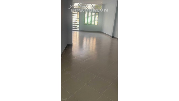 Bán nhà MT Lê Hồng Phong Quận 10 92,4m2 giá 29,5 tỷ