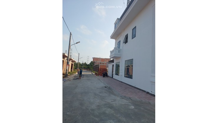 Bán nhà mới xây tại khu nhà phố  Châu Âu , Chầu Thành, Tiền Giang