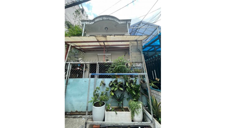 BAN NHA  [3,9 tỷ] 51m² đất hxh