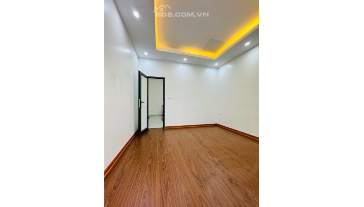 Nhà Đẹp Quan Nhân, Thanh Xuân, Gần Royal City, Full Nội Thất, 4 Tầng, Giá Nhỉnh 4 Tỷ