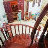 Chính chủ bán nhà kiểu Biệt Thự nhỏ tại Hà Nội 80m2 sổ đỏ 12.5 tỷ. lh:0905861688