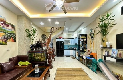 DDDD!! Bán Nhà Trịnh Văn Bô kéo dài, NGÕ THOÁNG, ĐẾN Ở LUÔN, 32m2 _ 2.75 tỷ.