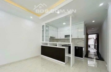 Bán Nhà Mới Ô Tô, Thang Máy Phố Thái Hà, Đống Đa 61m2, 7 Tầng, 15.8 tỷ