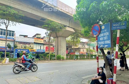 Phố Yên Lãng-Phân Lô bàn cờ - 32/42mT1 - 5 Tầng - 8 Phòng Kinh Doanh dòng tiền đang 30tr/tháng. Giá bán : 8.3 tỷ