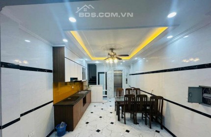 NHÀ ĐẸP - 6 TẦNG THANG MÁY HIỆN ĐẠI - VỊ TRÍ MIỄN CHÊ- Ô TÔ ĐỖ CỔNG - Ở SƯỚNG