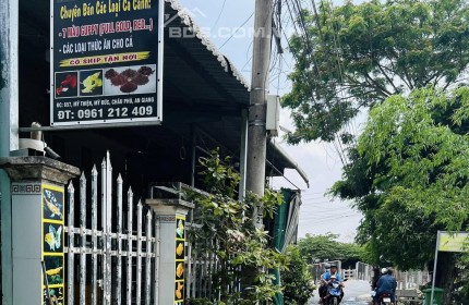 Nền đẹp giá đầu tư đã cuốn móng kiên cố và bơm cát Nền cao ngang mặt lộ - Cách chợ Mỹ Đức 200m.