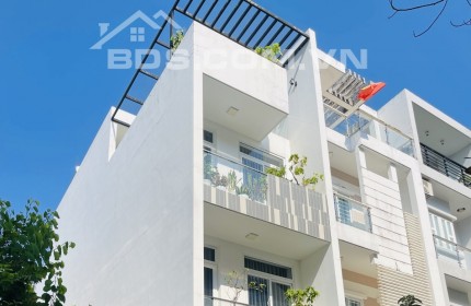 Bán nhà đường Phạm Hữu Lầu, Q7, 70m2, Mặt tiền 4 mét Giá 12 tỷ.