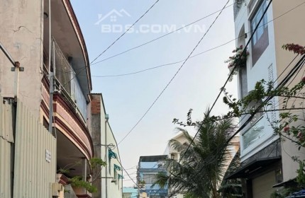 CĂN NHÀ RẺ HUYỀN THOẠI - 58M2 - HẺM XE HƠI ĐẬU CỬA - Bình Trị Đông, Quận Bình Tân, 3 tỷ 5 giảm còn 3 TỶ 3 chốt