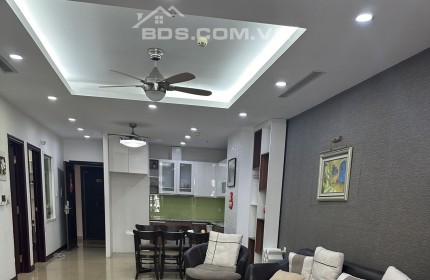 Chủ nhà cần bán gấp căn hộ 2PN 104m2 tòa R5 Vinhomes RoyalCity giá tốt cực