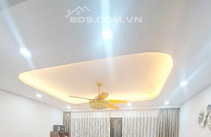 BÁN NHÀ CẦU GIẤY, 55M2, Ô TÔ VÀO NHÀ, MẶT TIỀN 5,4M, CHỈ 12,5 TỶ