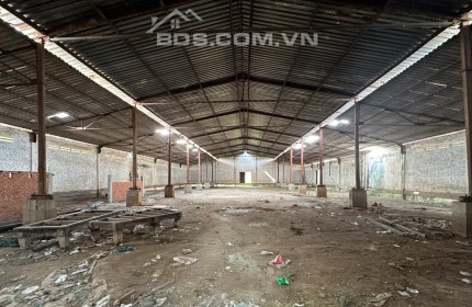 Bán kho Vĩnh Đại - Tân Hưng - Long An, 2300m2, giá chỉ 3.8 tỷ. Lh:0949759959