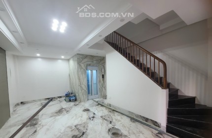 BÁN NHÀ MẶT NGÕ NGUYỄN KHANG, LÔ GÓC, THANG MÁY, NHÀ MỚI. 5 TẦNG, 50M2, GIÁ CHÀO 10,5 TỶ