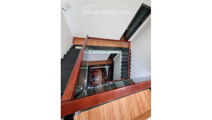 Bán nhà 1/ HXH lê trọng tấn 
Diện tích 80m2 ( 4.2x19) x 4 tầng 
Giá 6.65 TỶ