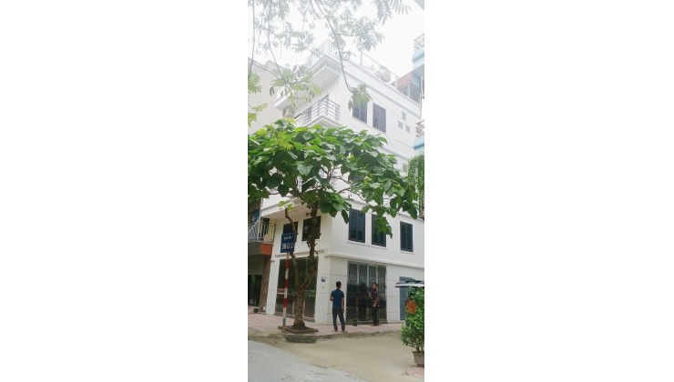 CC cần Bán nhà 4.5 tầng, 44/50m2, tk5, Lô góc 3 mặt thoáng, KĐT Xa La - Hà Đông.