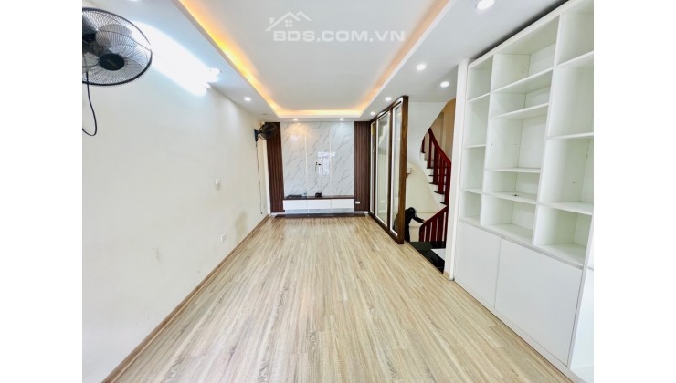 Nhà VĂN PHÚ, Hà Đông, Đẹp Long Lanh, Ngõ trước nhà rộng thênh thang, 30m2, 4.5 tỷ