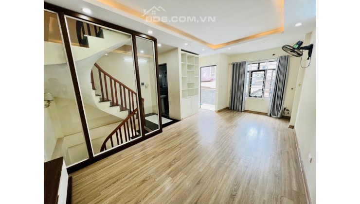 Nhà VĂN PHÚ, Hà Đông, Đẹp Long Lanh, Ngõ trước nhà rộng thênh thang, 30m2, 4.5 tỷ