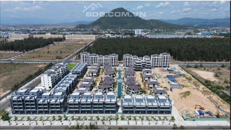 Chính chủ cần bán nhanh căn nhà Vip nhất và sát biển nhất thuộc dự án L'aurora Phú Yên