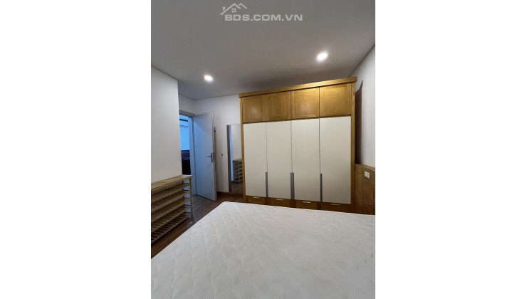 Cho thuê căn hộ 102m2 tòa N03-T5 khu ngoại giao đoàn