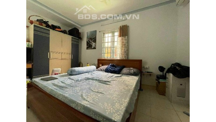 Cực Hiếm Giá Tốt ! Phan Ngữ P.Đakao Q1
2 Mặt Hẻm 7,6 x 11m ( 78m )