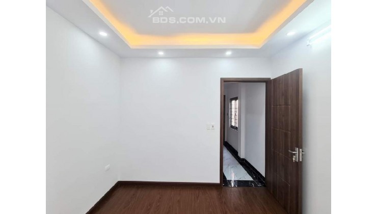 NHÀ ĐẤT THANH TRÌ 70m ➡️ chỉ HƠN 4 tỷ - MỚI KOONG - GẦN PHỐ - Ô TÔ ĐỖ CỬA