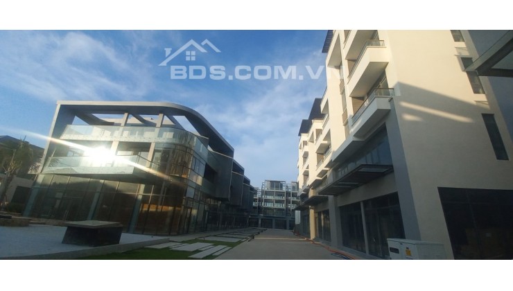 RA MẮT SHOPHOUSE 3 TẦNG PHỐ ĐI BỘ SÁT BIỂN, CÁCH THÁP NGHINH PHONG 1 KM