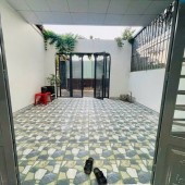 Chủ Đi Nước Ngoài Cần Bán Gấp Căn Nhà Siêu Đẹp