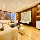 Bán Nhà Gần Đường Đông Thiên, Hoàng Mai 31m, 5 tầng, mt 3.2m, giá 4.55 tỷ.