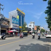 Bán nhà mặt phố Lê Thị Hà, địa điểm đẹp, chiều ngang rộng, gần thị trấn Hóc Môn, giá rất mềm