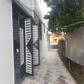 Ngõ nhỏ nhà nhỏ giá : 2 tỷ 220 khẩu Hà Nội. Liên hệ: ( 0963-834-581 )
