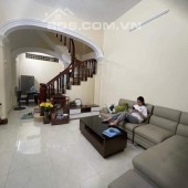 BÁN NHÀ MẶT NGÕ XUÂN THỦY CẦU GIẤY
 Gía Bán 9.5 Tỷ + Diện tích 45m2 + nhà 4 tầng