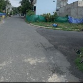 Bán ngộp Lô góc 2 mặt tiền Tân Đông Hiệp, Dĩ An 4,7 tỷ