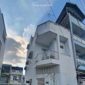 Nhà hẻm ô tô đậu trong nhà đường Gò Cát, Thủ Đức, 4x14m, 3 tầng