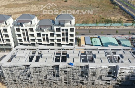 5 tầng mặt tiền dự án L''aurora Phú Yên 0866563878