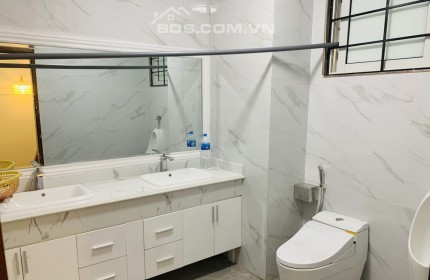 Bán Toà Nhà Văn Phòng, Trung Kính, Cầu Giấy 90/138m2 x 10 T, MT 6.5m,  68.5 Tỷ