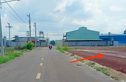 CẦN BÁN 20X50= 1000M2 1 SỔ MẶT TIỀN 24M KHU CÔNG NGHIỆP HIỆN HỮU. GIÁ BÁN 410 TRIỆU