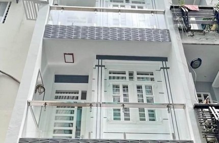 Bán GẤP nhà RIÊNG 50m2, hẻm xe hơi, ĐẦY ĐỦ NỘI THẤT, SÂN THƯỢNG THOÁNG MÁT tại Bình Tân.