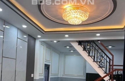 BÁN GẤP NHÀ ĐẸP CĂN GÓC 2 MẶT TIỀN HẺM HUỲNH TẤN PHÁT Q7, 40M2, 2 TẦNG , NGANG CHUẨN 4M, CHỈ 3.X TỶ