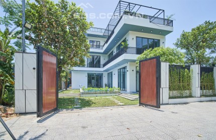 Villa Gần Biển , Gần Núi Sơn Trà . Đường 7m5 . Đà Nẵng