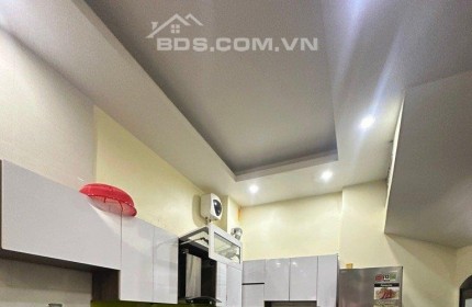 BÁN NHÀ TỔ 3 ĐA SỸ , KIẾN HUNG , HÀ ĐÔNG 
10M RA OTO , TIỆN ÍCH TRƯỜNG CHỢ BẠT NGÀN