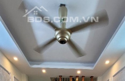 Bán nhà đẹp Chiến Thắng, Hà Đông 30m2, 4 tầng, vào ở ngay, Giá 4.45 tỷ