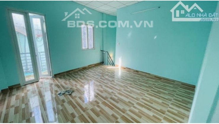 Bán nhà đẹp Lạc Long Quân Tân Bình, 53m2 giá chỉ nhỉnh 3 tỷ