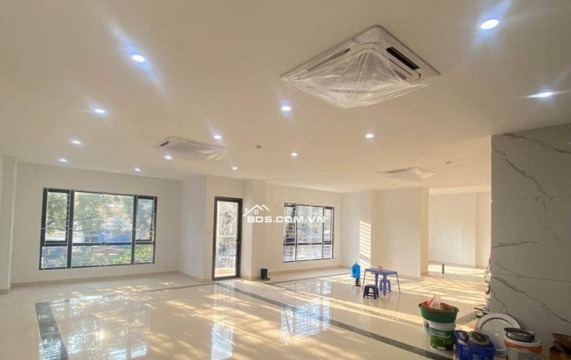 Nhà mới, chủ nhà cho thuê, văn phòng, kinh doanh, 112m2 - 4.5T, 35tr. Khu Đại Kim