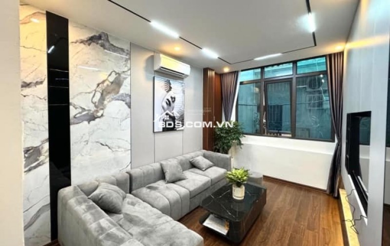 Bán nhà Hoàng Mai Oto oto 7 chỗ đỗ cổng  LH em Hạnh 0814982137