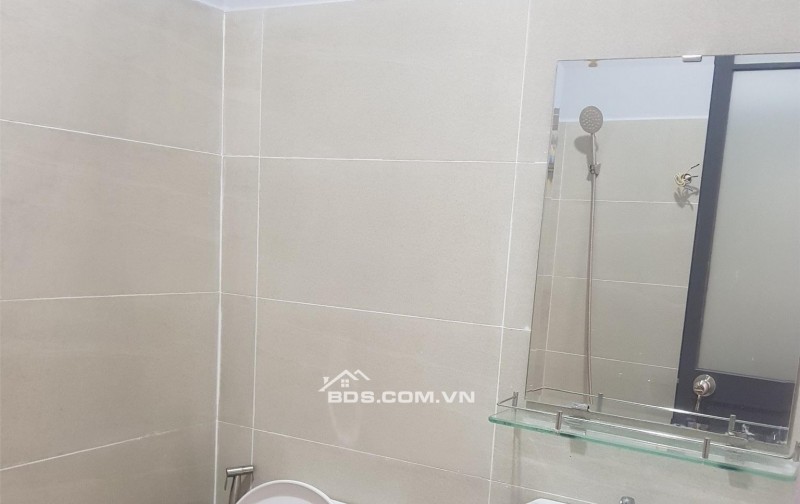 Cần tiền bán gấp nhà Quận 12, Dt đất: 79m2, Dtsd:90m2. Nhà 2 lầu, 3PN,3Wc- Chỉ 3.4 TỈ