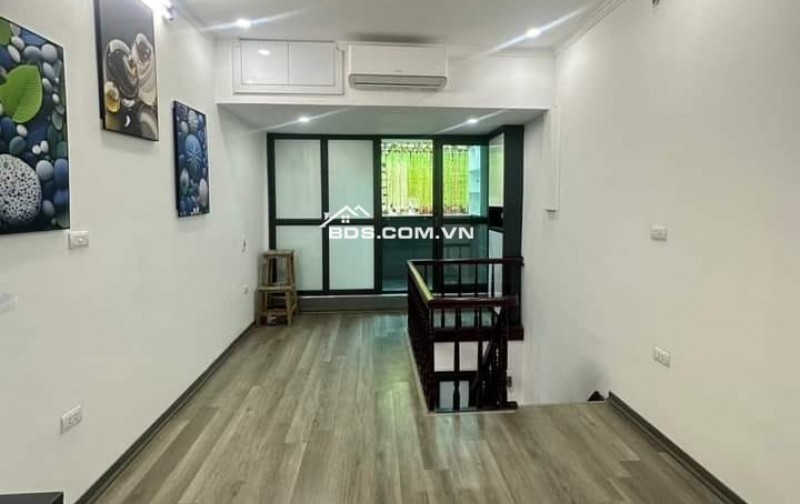 Bán Nhà Khâm Thiên, Đống Đa 60m, giá 2.19 tỷ. LH em Lan 0975258510