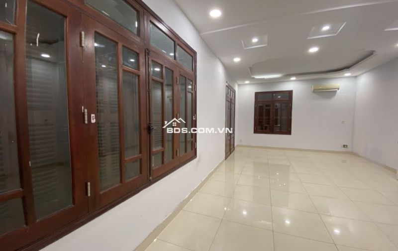 Cho thuê Villa giá tốt ngay cạnh công viên An Phú Quận 2 chỉ 29tr