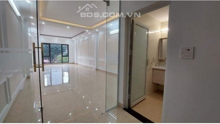 Bán nhà phố Hồng Tiến 75m2 hơn 15 tỷ ô tô thang máy ngủ trong nhà