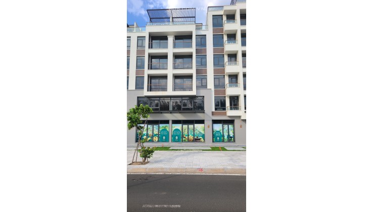 Bán shophouse biển phong cách hiện đại không gian mở cách biển 150m giá hơn chỉ 9,268 tỷ