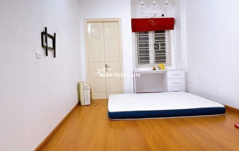 Bán nhà Trương Định, S 35m2, 5 tầng, lô góc cực đẹp, thoáng, giá 4,85 tỷ