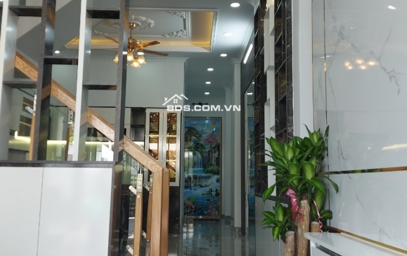 BÁN NHÀ QUY ĐỨC BÌNH CHÁNH: 106M2 HOÀN CÔNG ĐỦ, CHỈ 850TR. LH:0918540539